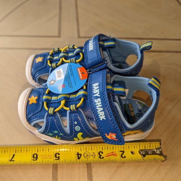 Nickelodeon Baby Shark Ping Fong Trekking Child Sandals - Size 6 & 8 - Brand New - Picture 14 of 16